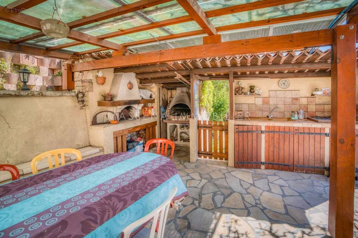 Maison à SAINT-ANDRE-DE-LA-ROCHE