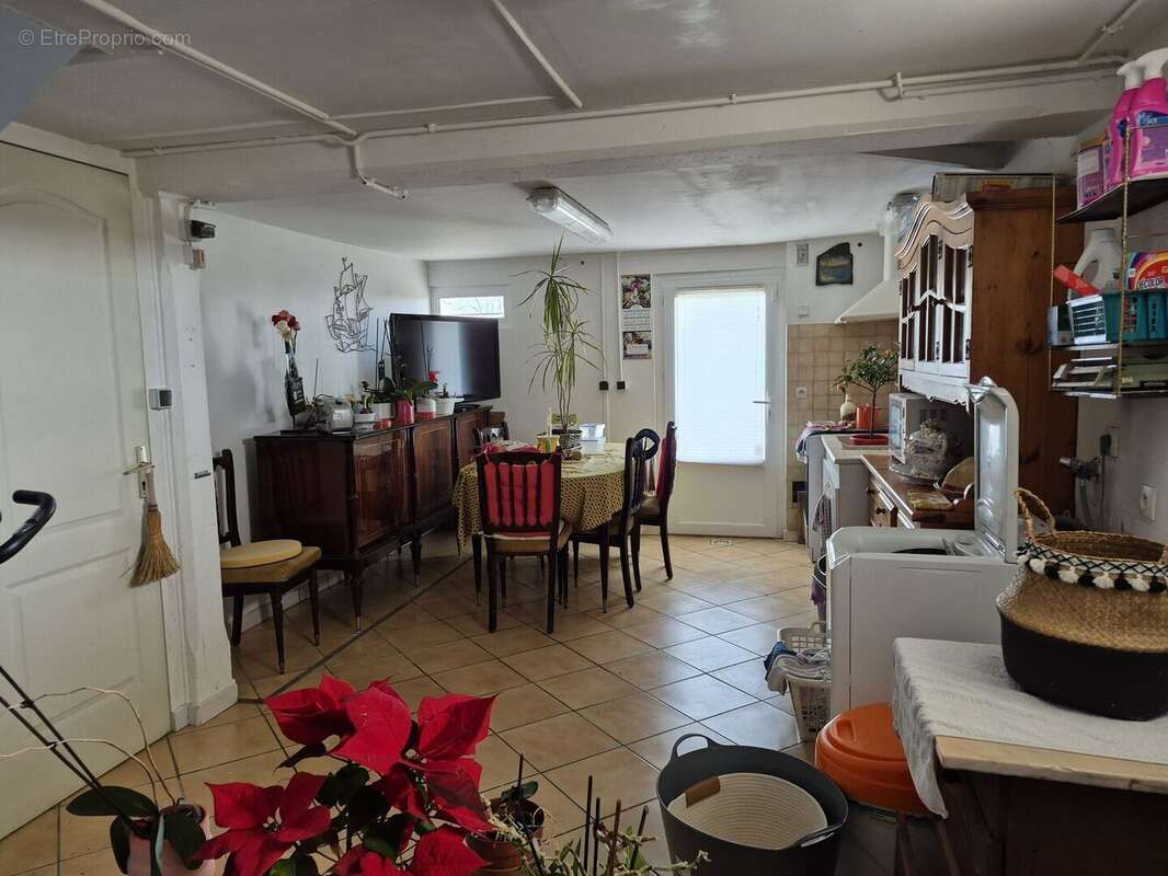 20260324162049 - Maison à NONTRON