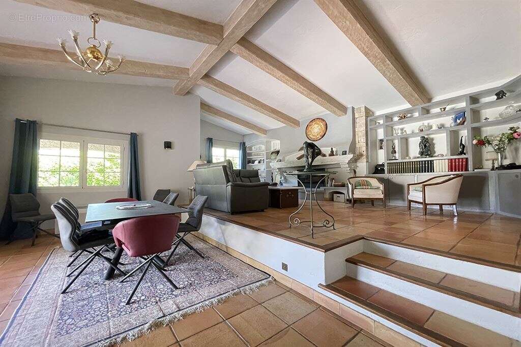 Maison à LA GAUDE