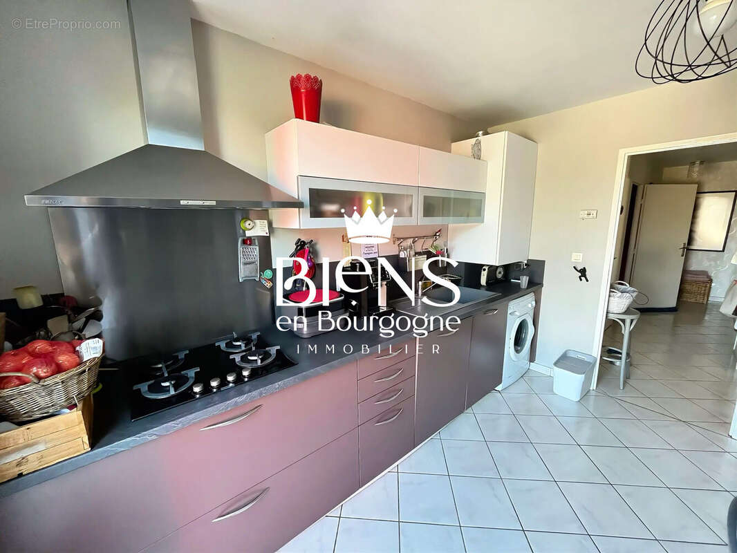 Appartement 91 m² à Longvic  - photo 6