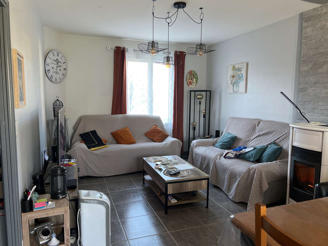 Maison à CHATEAU-L&#039;EVEQUE