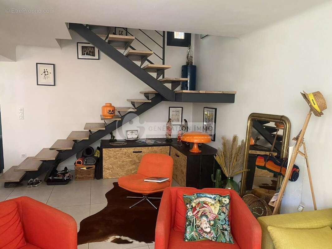 Maison de ville à vendre dans le quartier Chabourlet - photo 3
