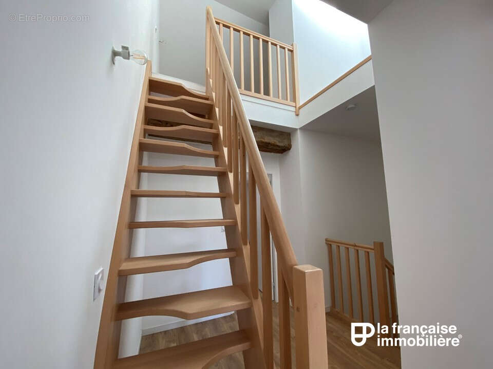 Maison à vendre -  centre ville - Châteaugiron- Charme - photo 9