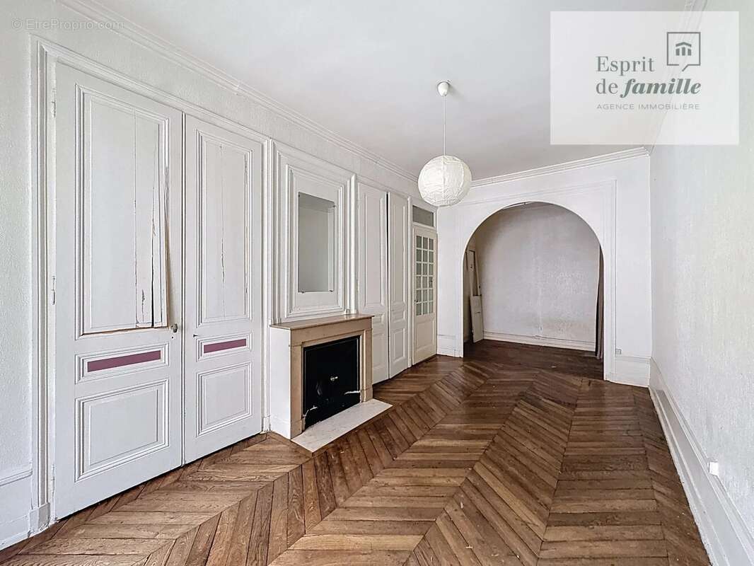 Appartement à LYON-6E