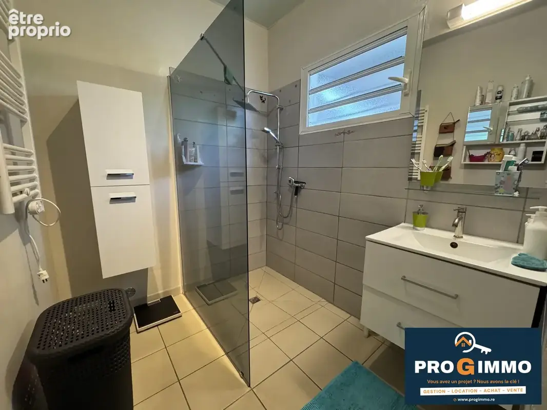 Maison 95 m² à Le Tampon  - photo 9