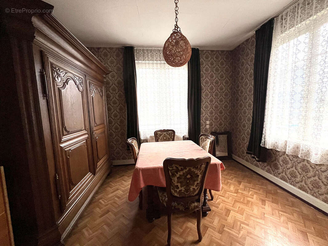 Maison à ERNOLSHEIM-BRUCHE