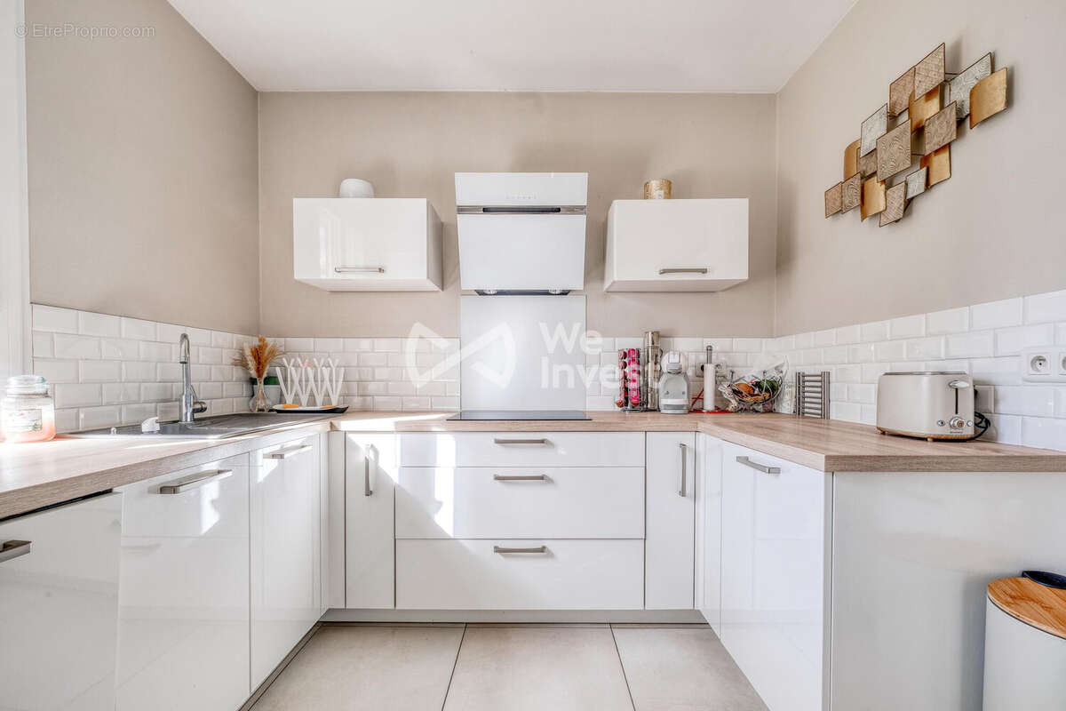 Maison à CRECY-LA-CHAPELLE