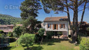 Maison à SAINT-LAURENT-DU-PAPE