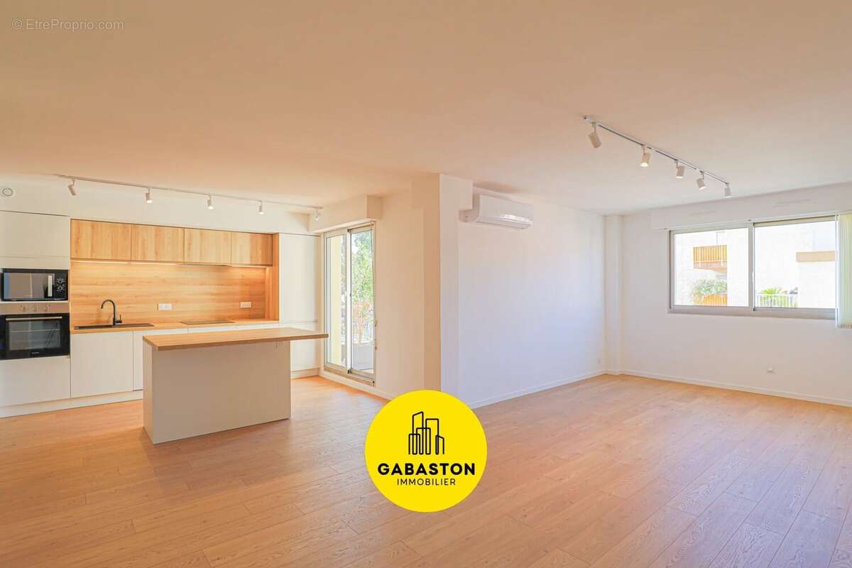 Appartement à MARSEILLE-8E