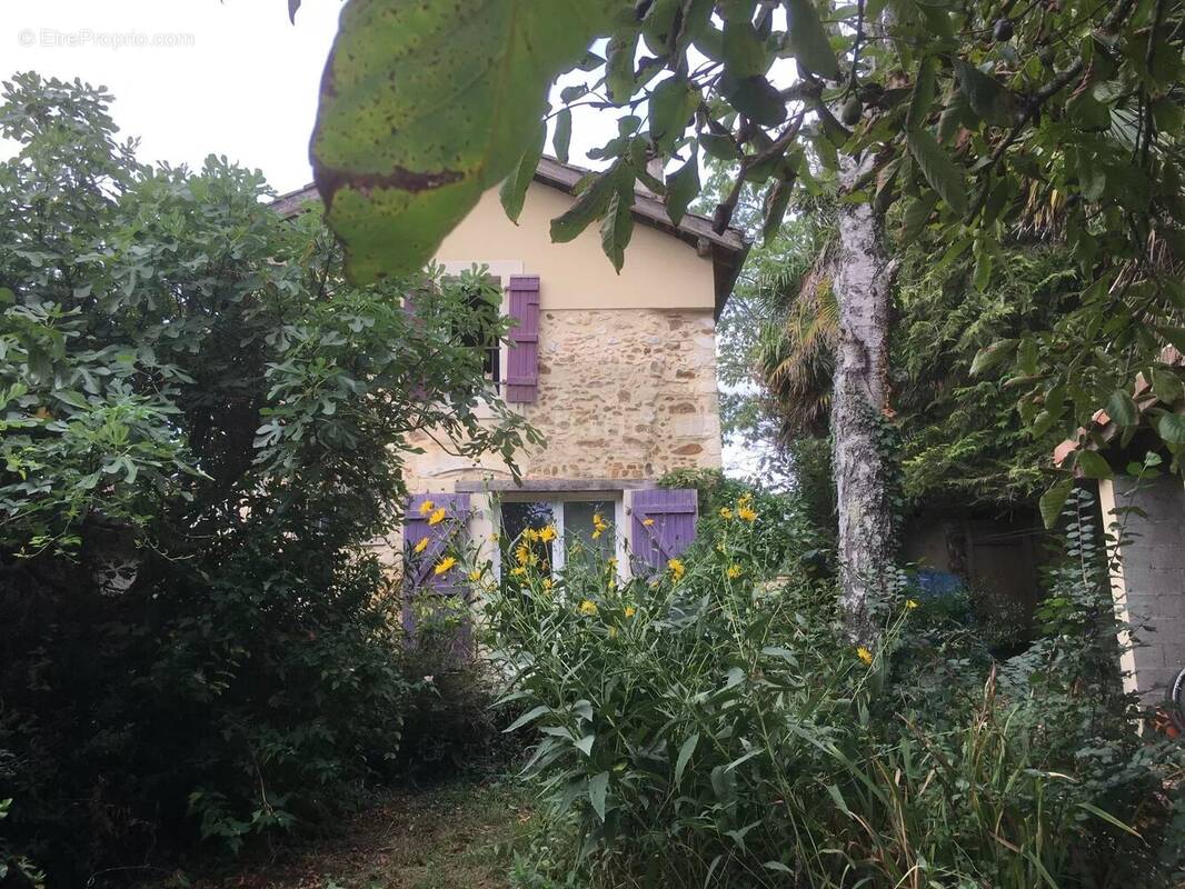 Maison à BRASSEMPOUY