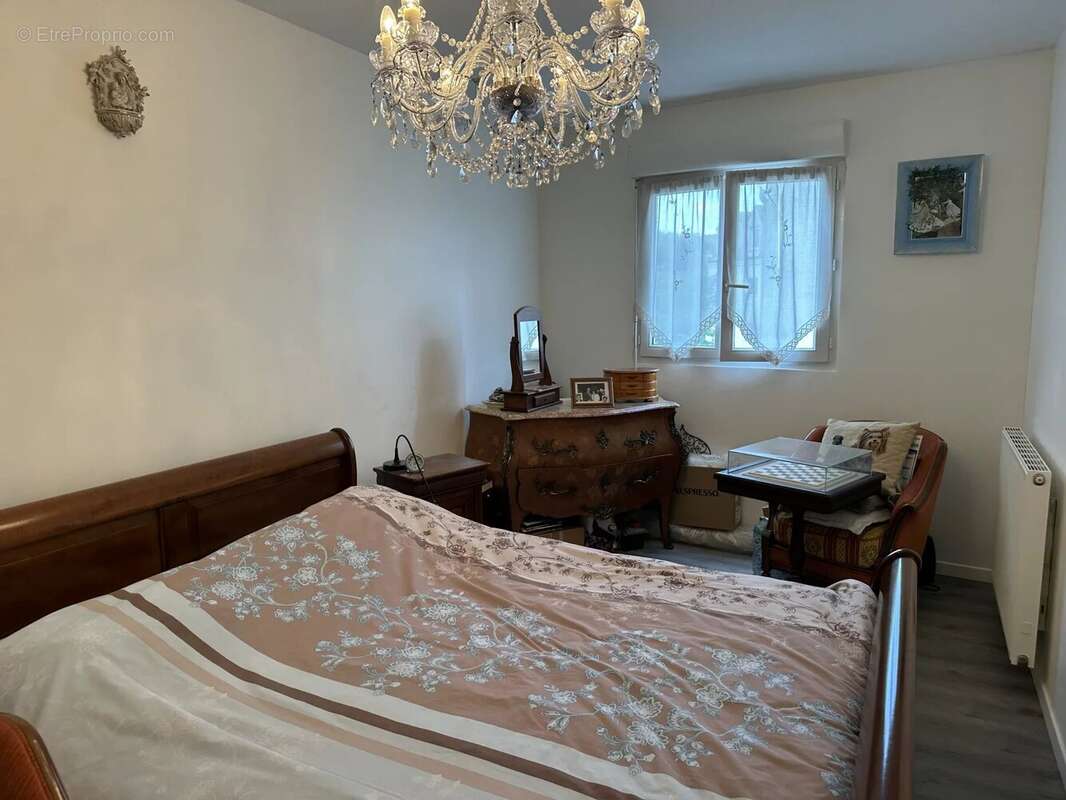 Appartement à LAMORLAYE