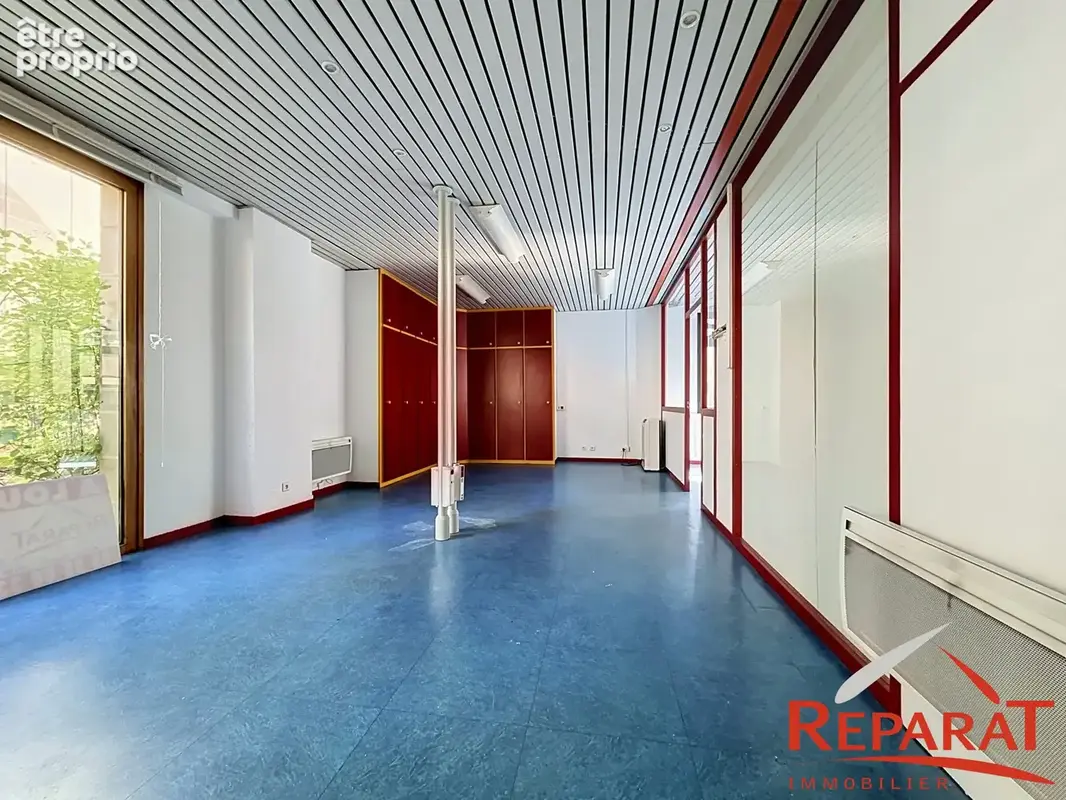 Commerce 156 m² à Brive-La-Gaillarde  - photo 6