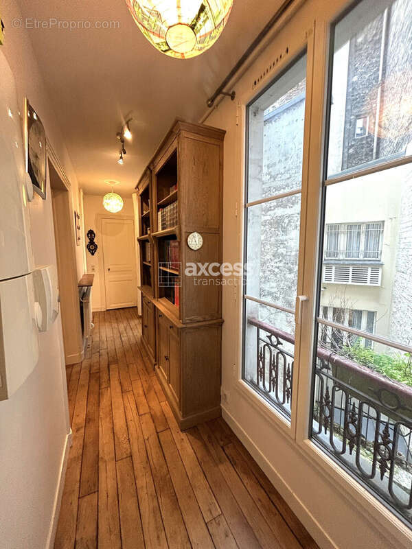 Appartement à PARIS-10E