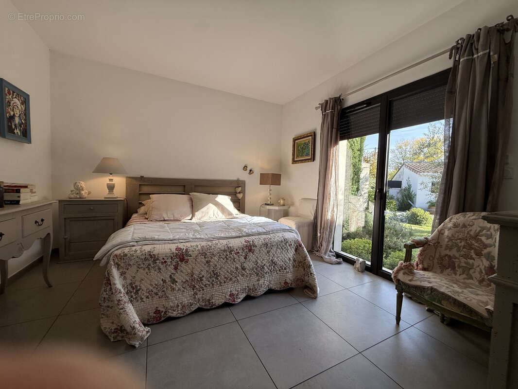 Maison à VAISON-LA-ROMAINE