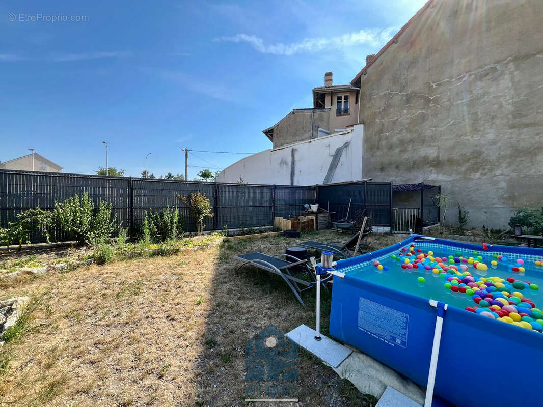 Maison 4 pièces avec terrain, garage et terrasse - photo 5
