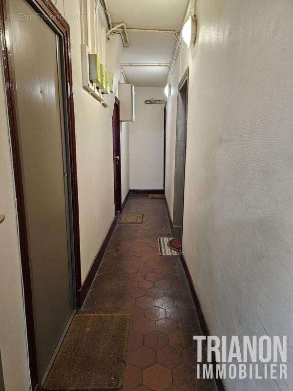 Appartement à PARIS-17E