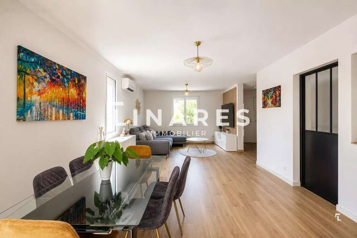 LA DOUCEUR - Villa T5 de 137m² - Piscine - Garage de 20m² - Terrain de 498m² - 13011 PARC DES 7 COLLINES - photo 6