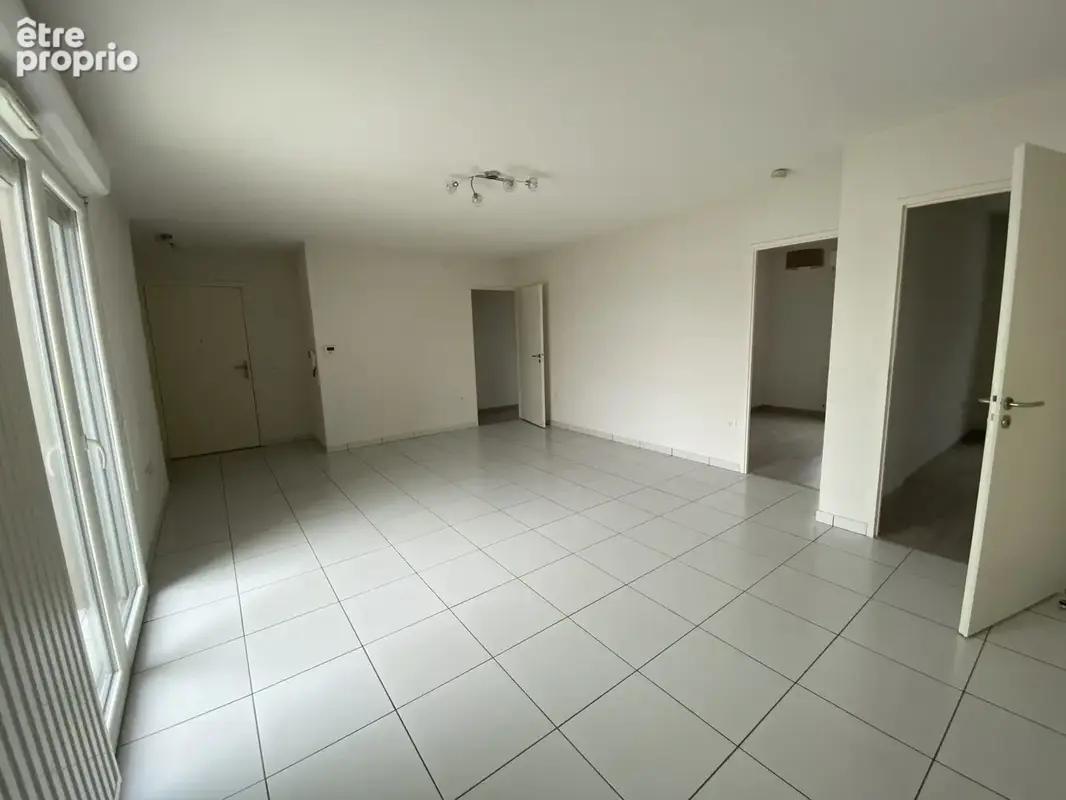 Appartement 4 pièces 75 m² à vendre à Bordeaux (33800) - photo 3