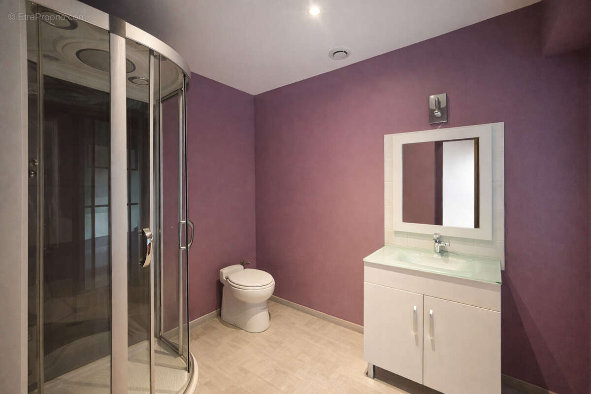 Maison à ROUSSILLON