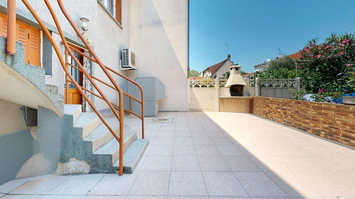 Maison à DRANCY