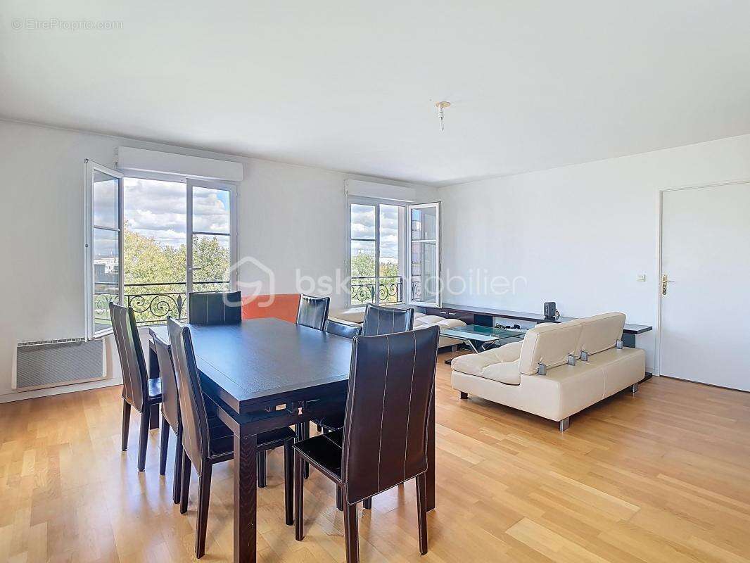 Appartement à SERRIS