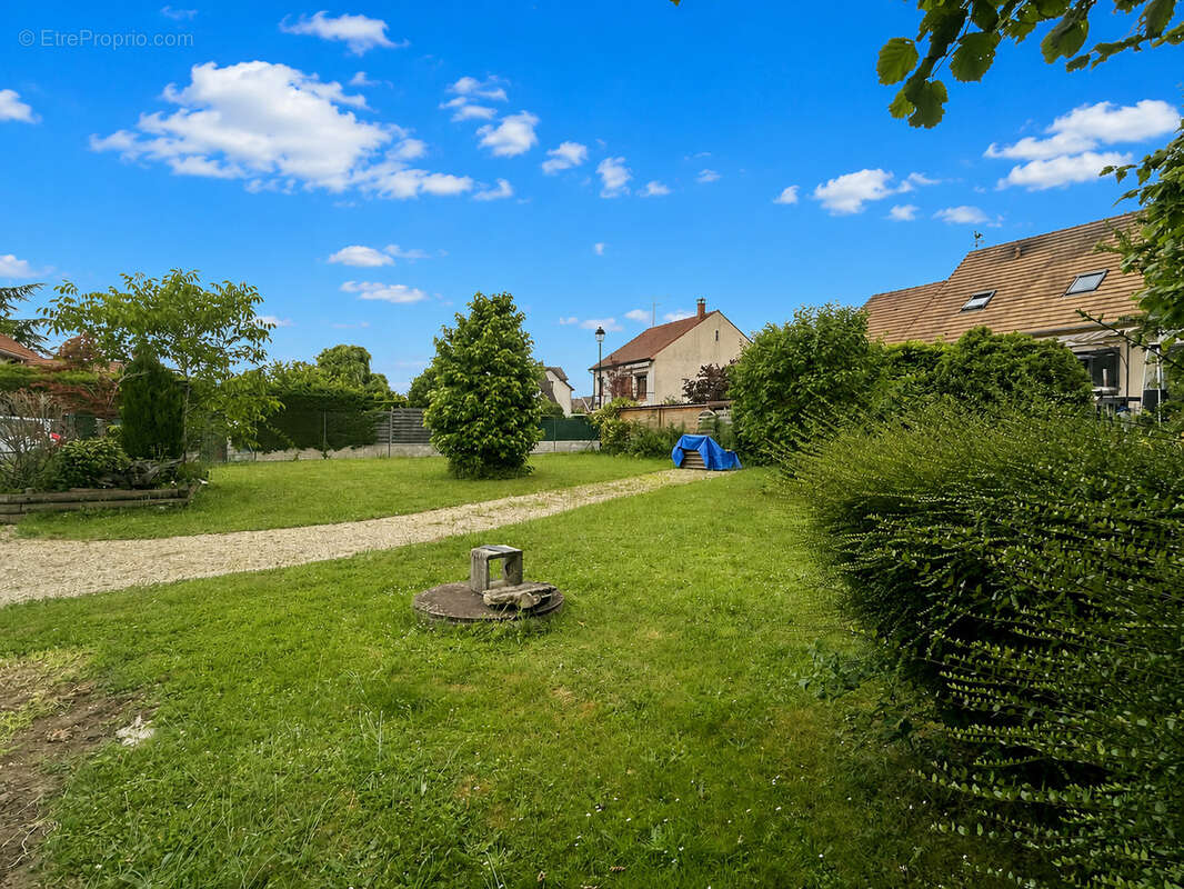 Terrain a batir a vendre proche centre ville morigny champigny - photo 2