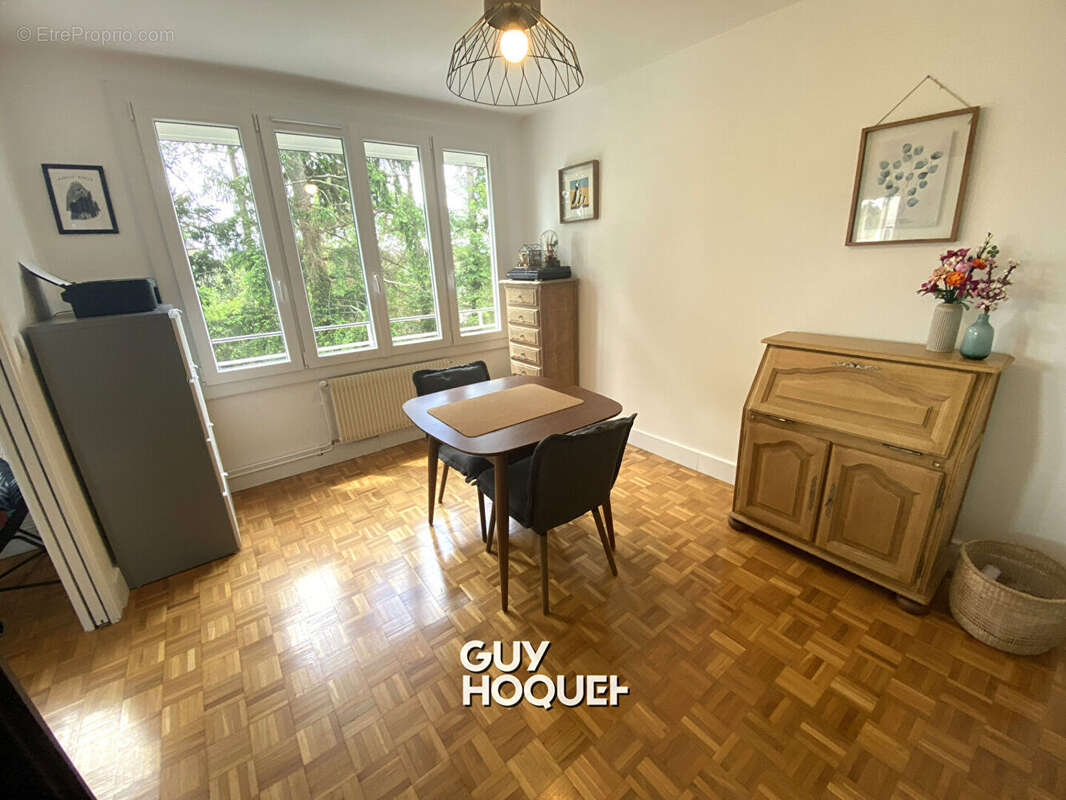 Appartement à PARAY-LE-MONIAL
