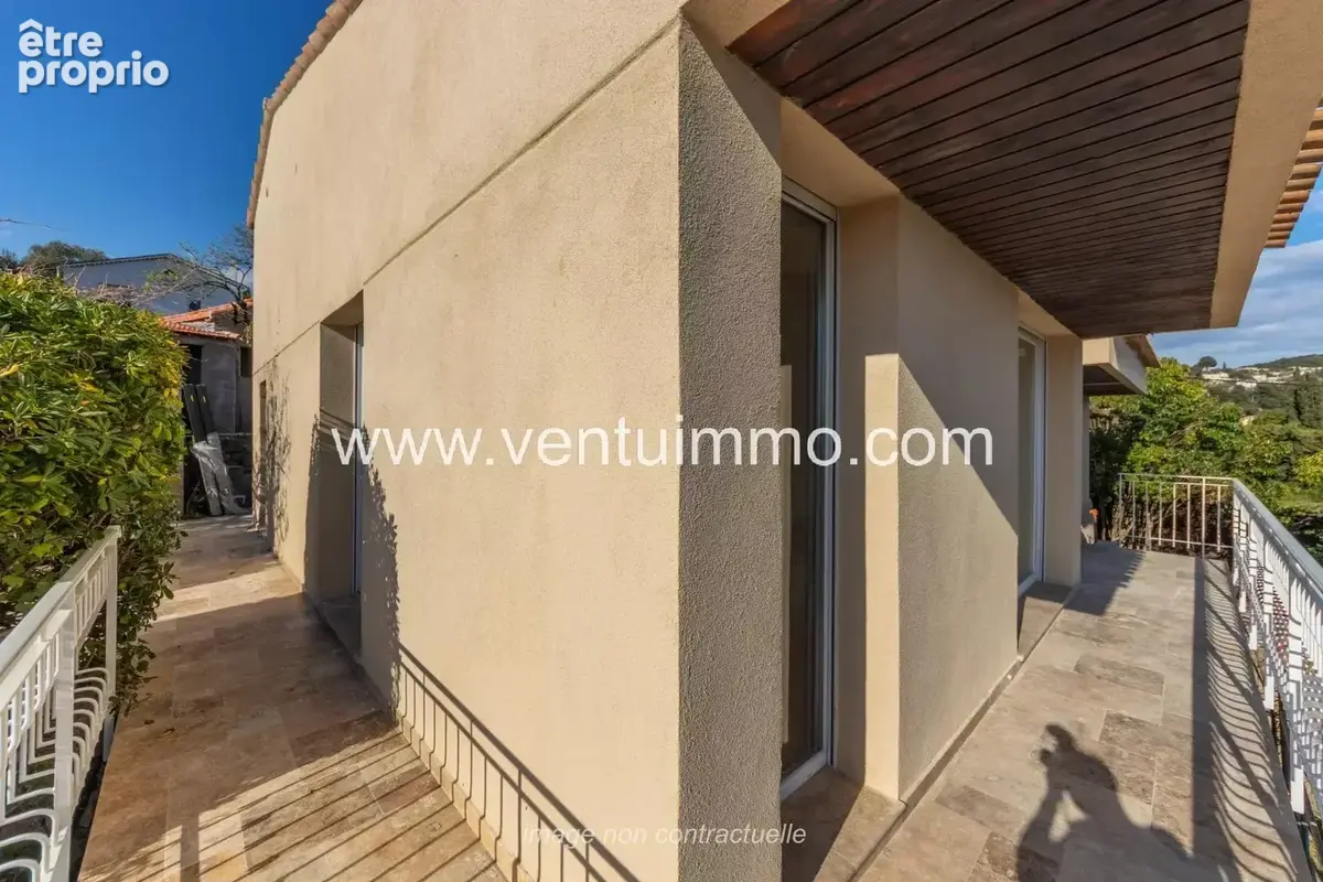 Maison mitoyenne de 110 m² avec piscine à Mougins - photo 7