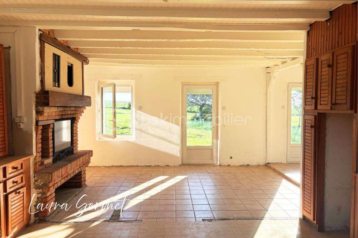 Maison à ROUVRES-LES-BOIS