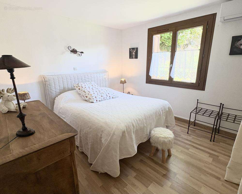 Appartement à FONT-ROMEU-ODEILLO-VIA