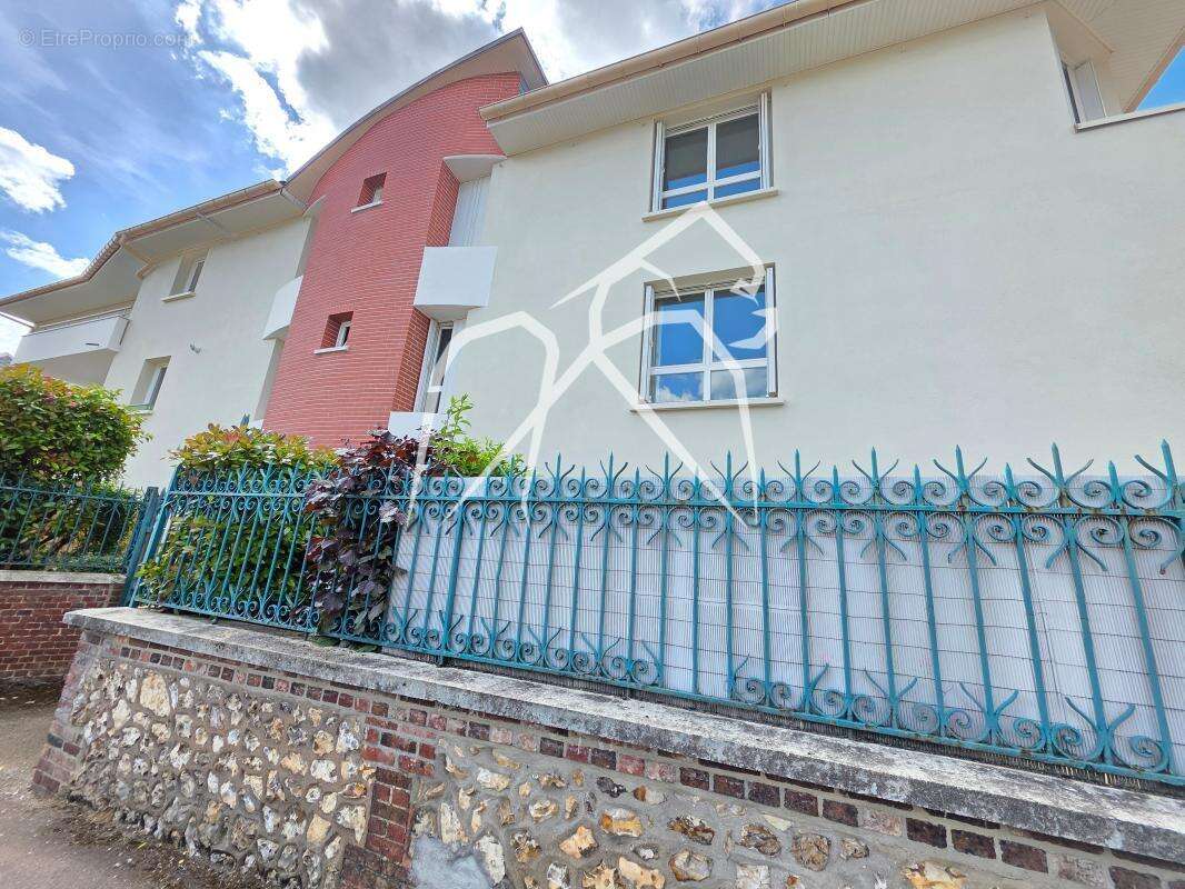 Appartement T4 85 m² Balcon  DPE C  Bois-Guillaume 76230  - photo 2