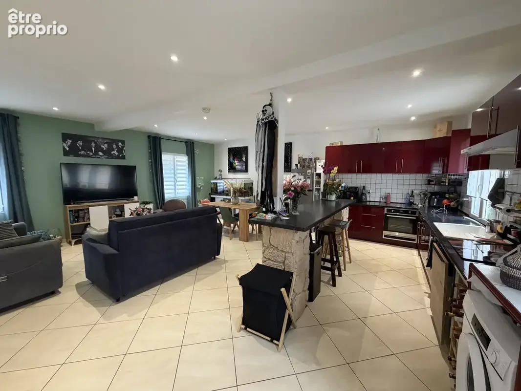 Photo Appartement à Chambly au prix de 237 000€