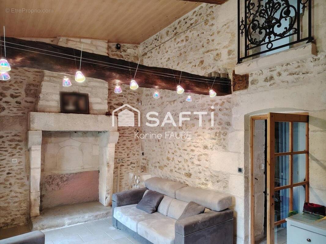 Photo 1 - Maison à LA CHAPELLE-DES-POTS