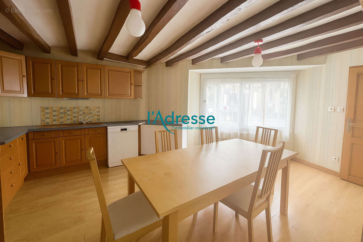 Maison à CARBAY