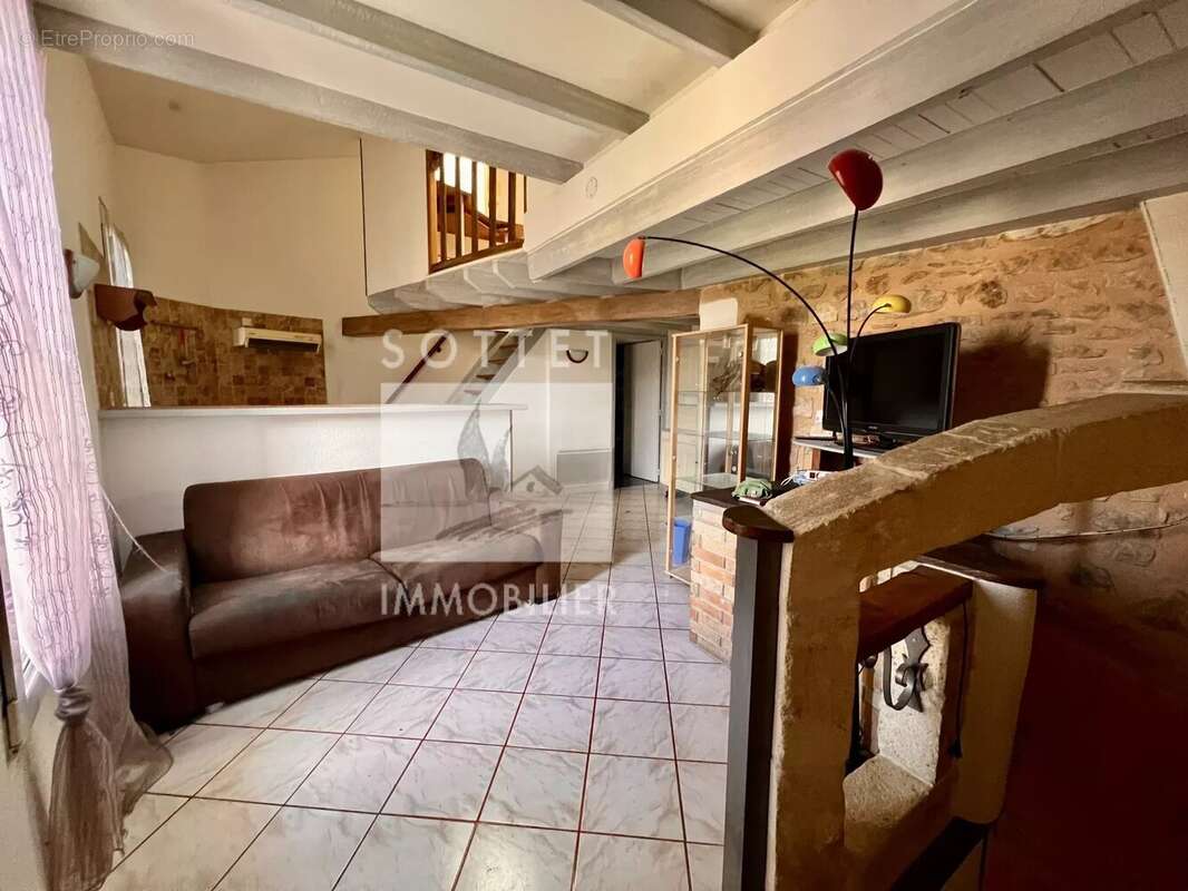 Appartement à BOLLENE