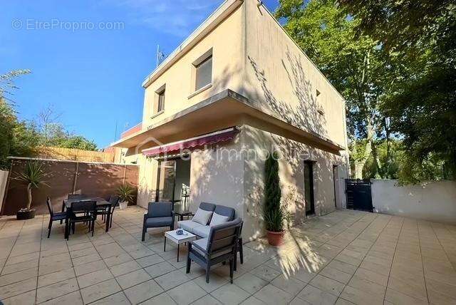À vendre – Maison contemporaine avec appartement indépendant – Saint-Jean-de-Védas - photo 3