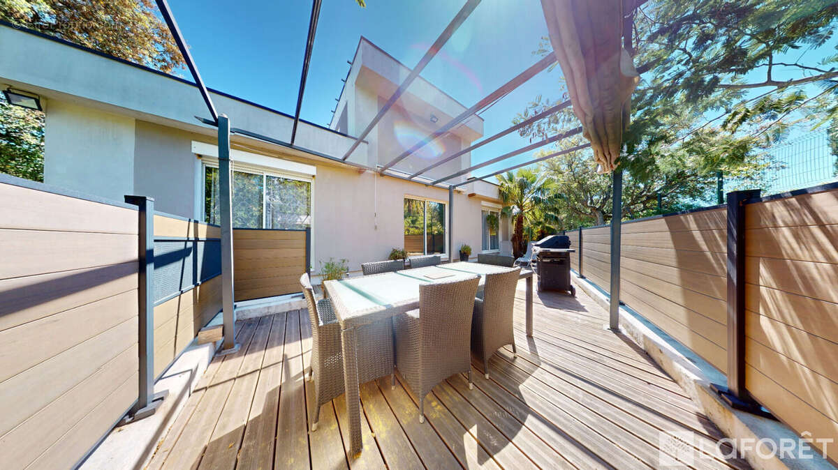 Maison à FREJUS