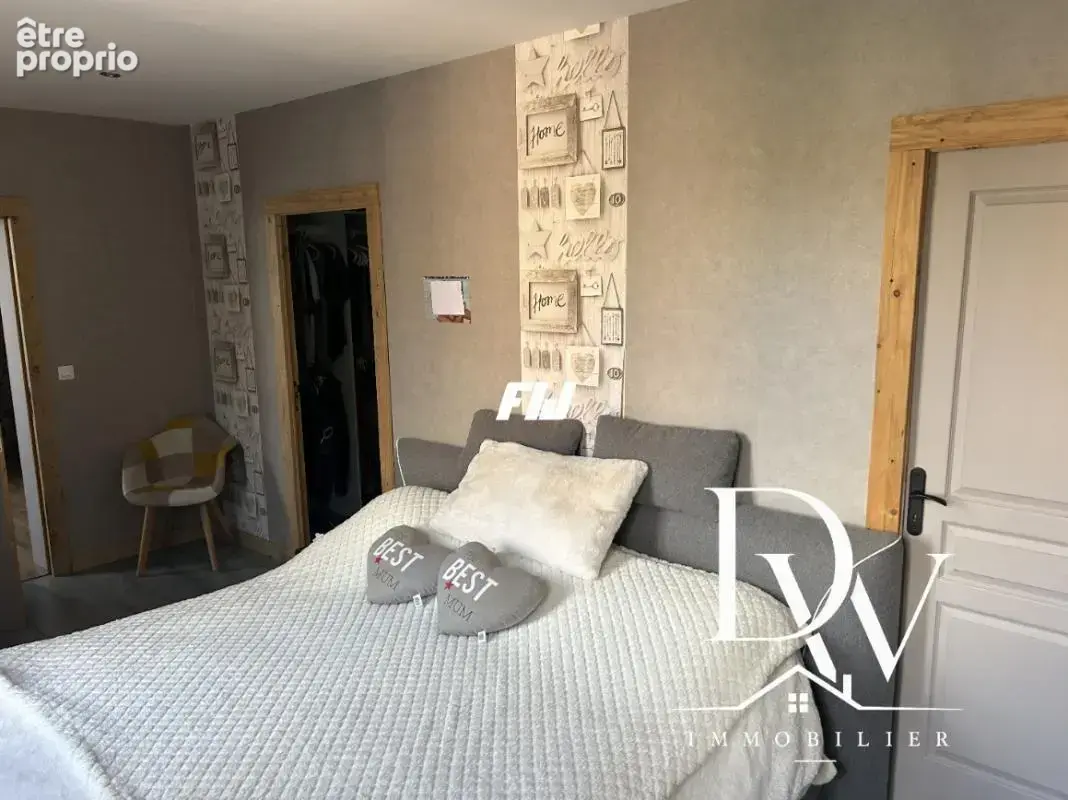 Authentique corps de ferme rénové avec 5 chambres - photo 17
