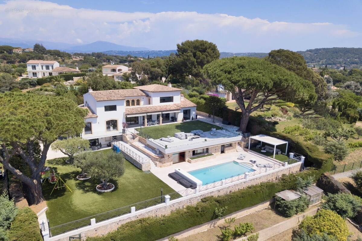 Maison à MOUGINS