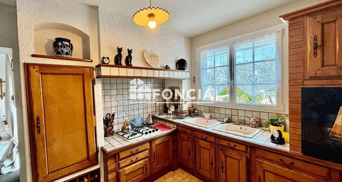 Maison à SAINT-SYMPHORIEN