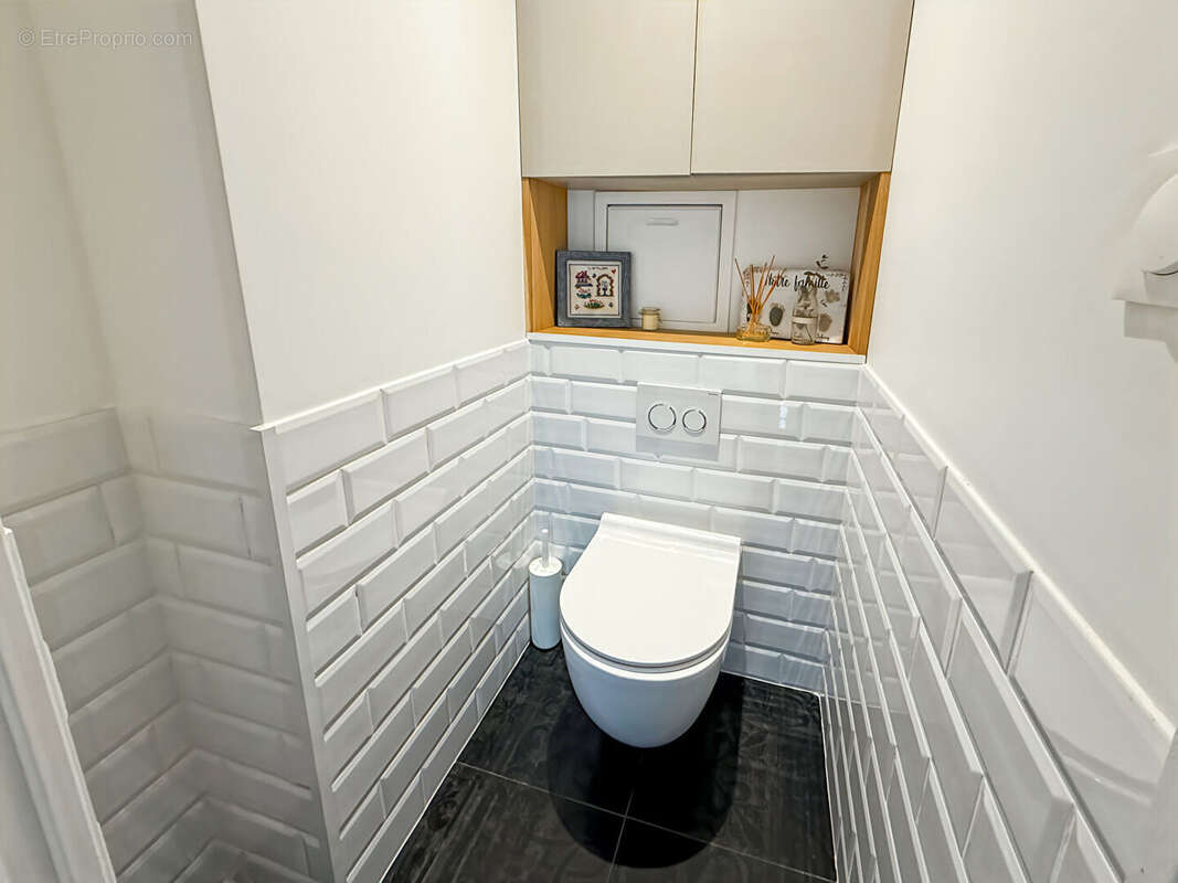 Appartement à COURBEVOIE