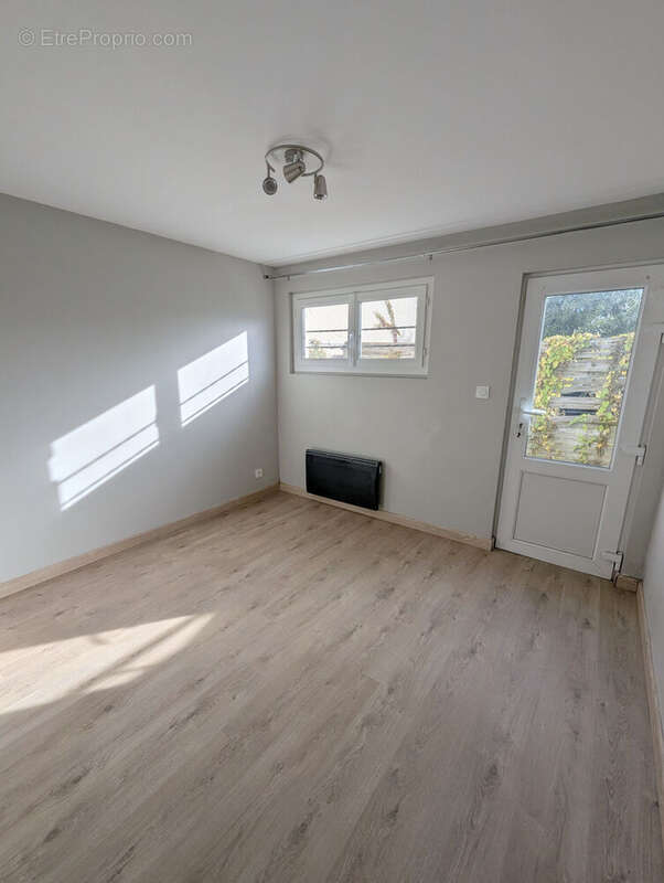 Photo 3 - Appartement à MONTIGNY-SUR-LOING