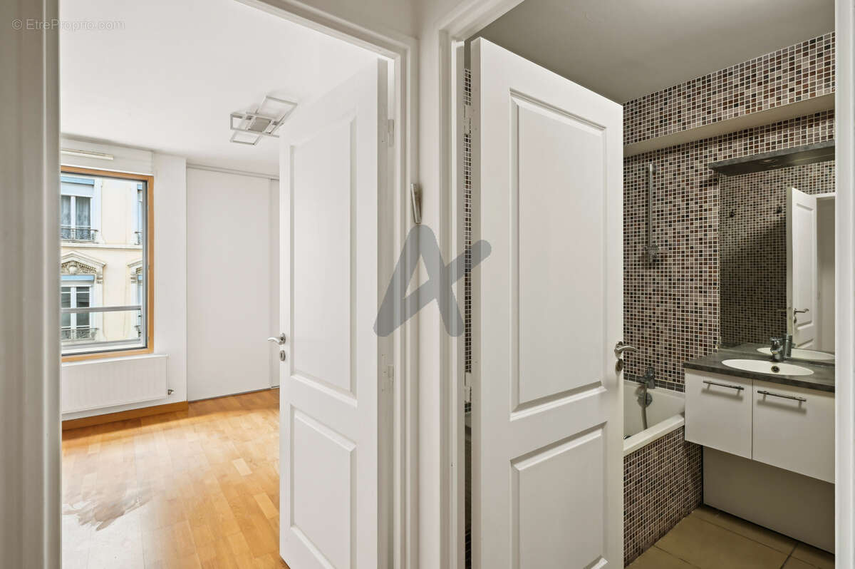 Appartement à LYON-6E
