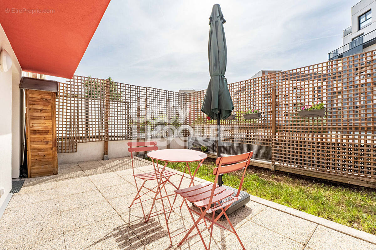 Appartement à GENNEVILLIERS