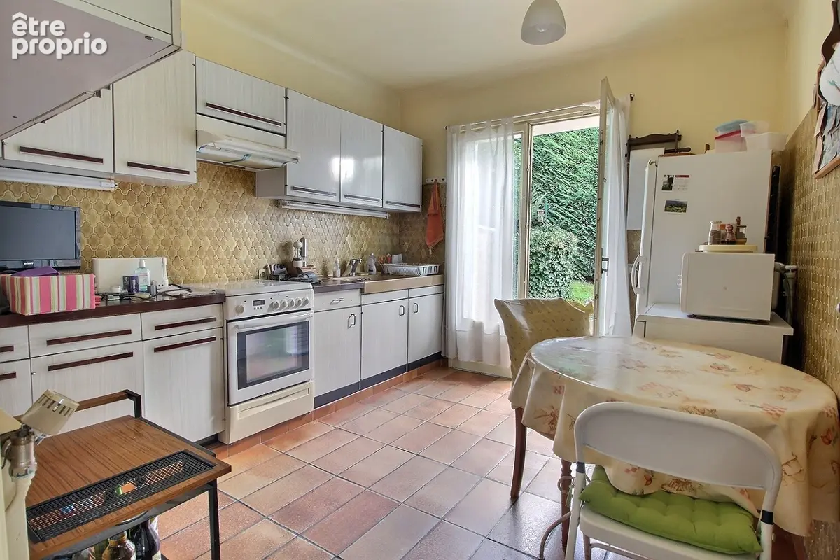 Maison de 5 pièces en centre ville - photo 4