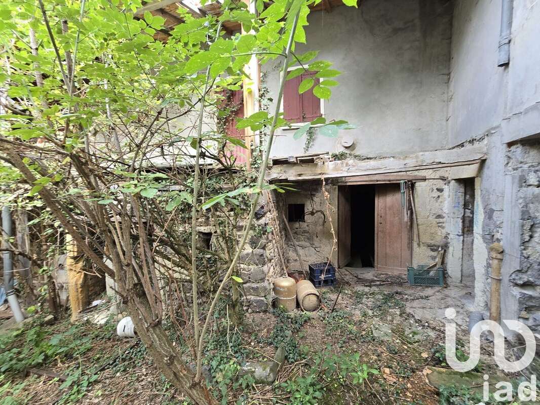 Photo 2 - Maison à SAINT-JULIEN-DE-COPPEL