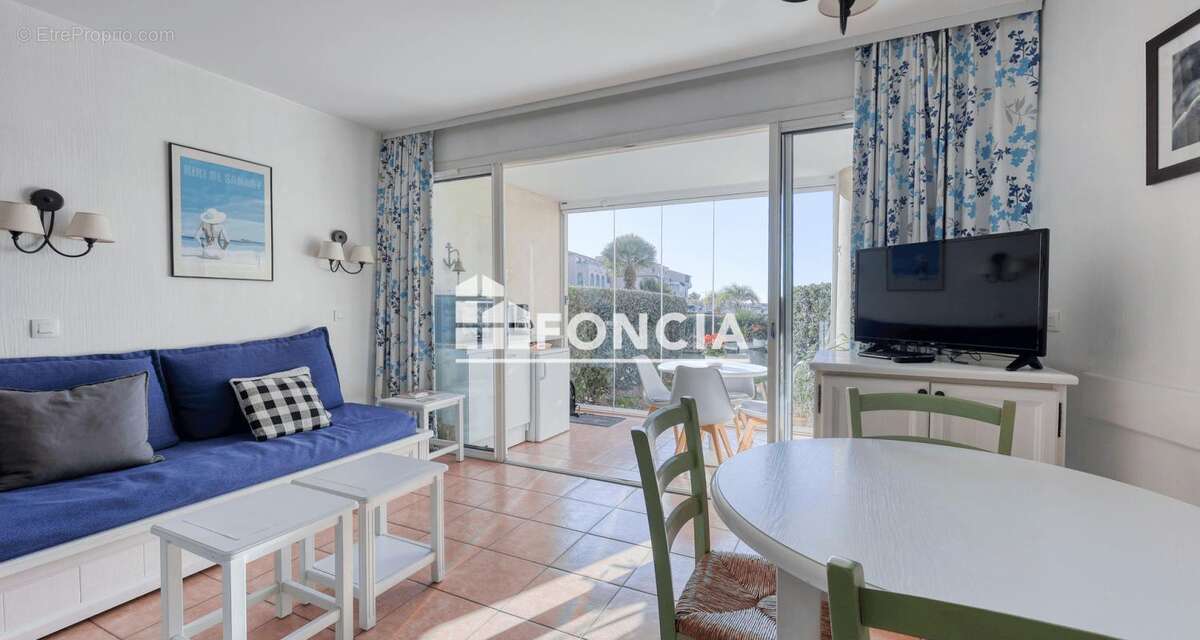 Appartement à SIX-FOURS-LES-PLAGES
