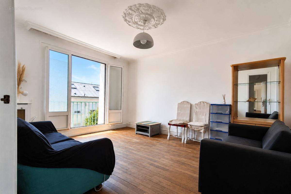 Appartement à COLOMBES