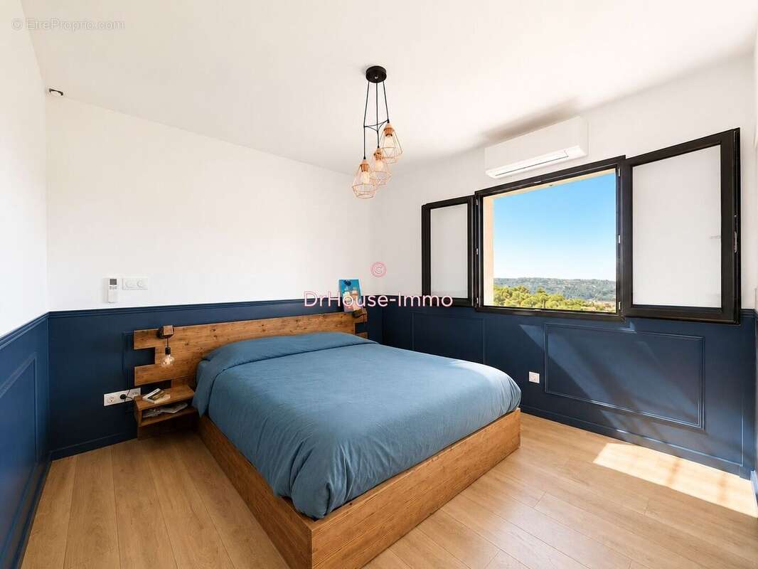 Maison 109 m² à Carros  - photo 7