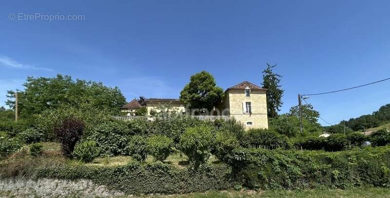 Maison à SAINT-CYPRIEN